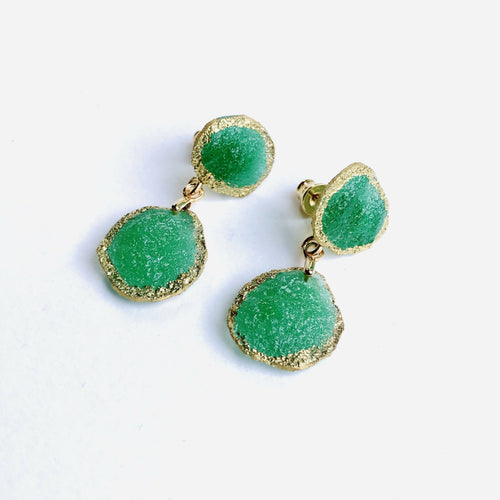 boucles_doreilles_sable_emeraude_pendantes_emeraude_mari_et_femme1 copie | EMPREINTES Paris - EMPREINTES Paris