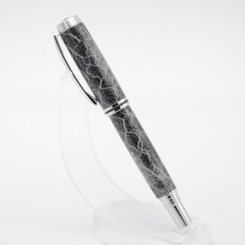 stylo_plume_en_dentelle_de_calais_caudry_i007_benjamin_pamart copie | EMPREINTES Paris - EMPREINTES Paris