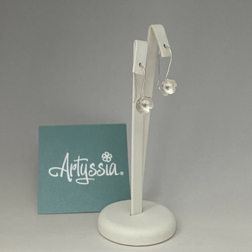 boucles_doreilles_fleurs_en_argent_massif_martele_artyssia copie | EMPREINTES Paris - EMPREINTES Paris