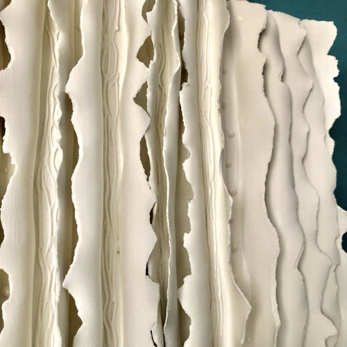 bas_relief_tableau_papier_porcelaine_collection_ecorce_chemins_guenaelle_grassi copie | EMPREINTES Paris - EMPREINTES Paris