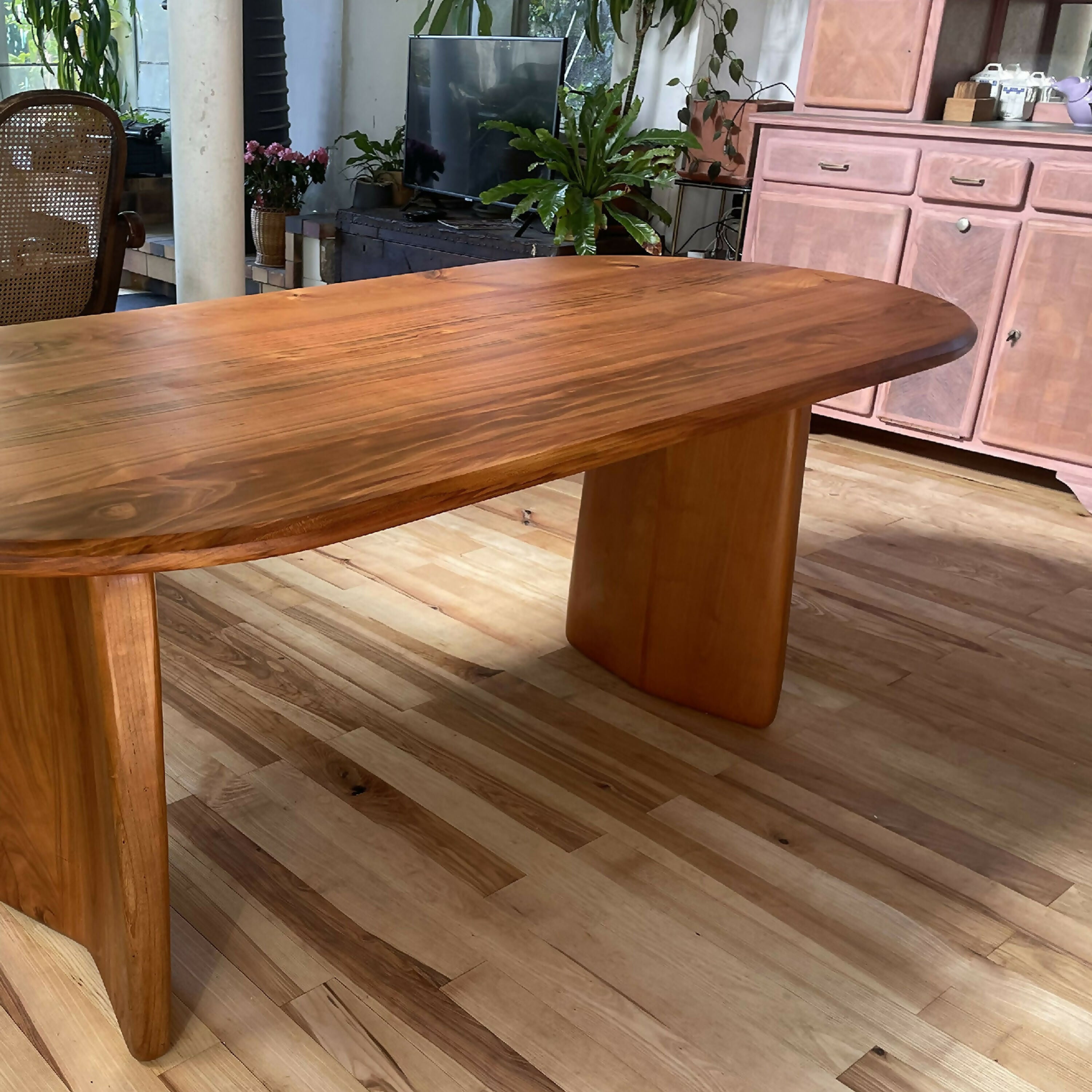 la_table_squinch_goat_lab_furniture copie | EMPREINTES Paris