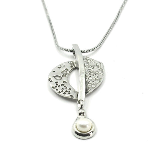 pendentif_en_etain_avec_perle_deau_douce_bijoux_christine_philippe copie | EMPREINTES Paris - EMPREINTES Paris