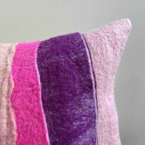 coussin_collection_strates_roses_iii_accords_feutres copie | EMPREINTES Paris - EMPREINTES Paris