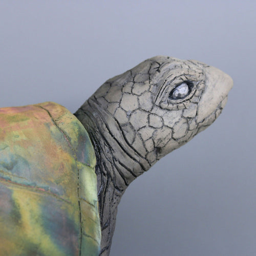 sculpture_de_tortue_en_raku_cuivre_mat_sara_grace_wevill copie | EMPREINTES Paris - EMPREINTES Paris