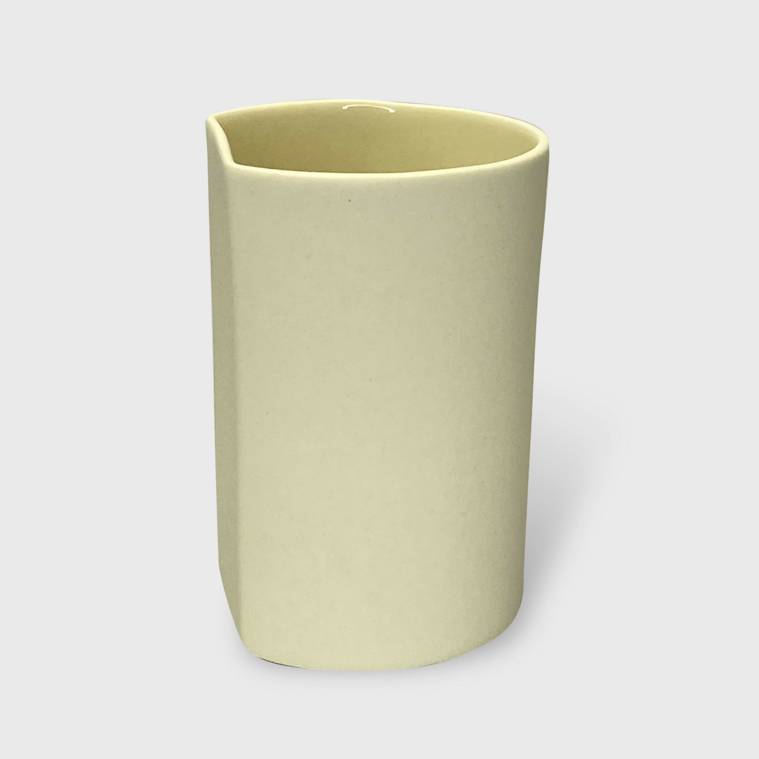 gobelet_jaune_un_pan_n°10_2gceramic copie | EMPREINTES Paris