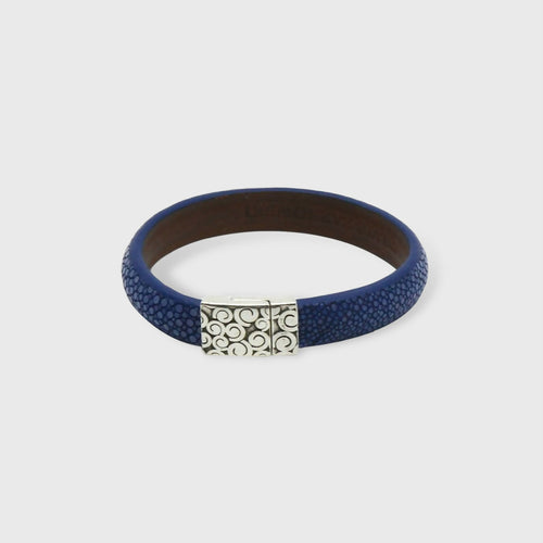 bracelet_en_galuchat_bleu_fermoir_eole_sylvie_zarnowski copie | EMPREINTES Paris - EMPREINTES Paris