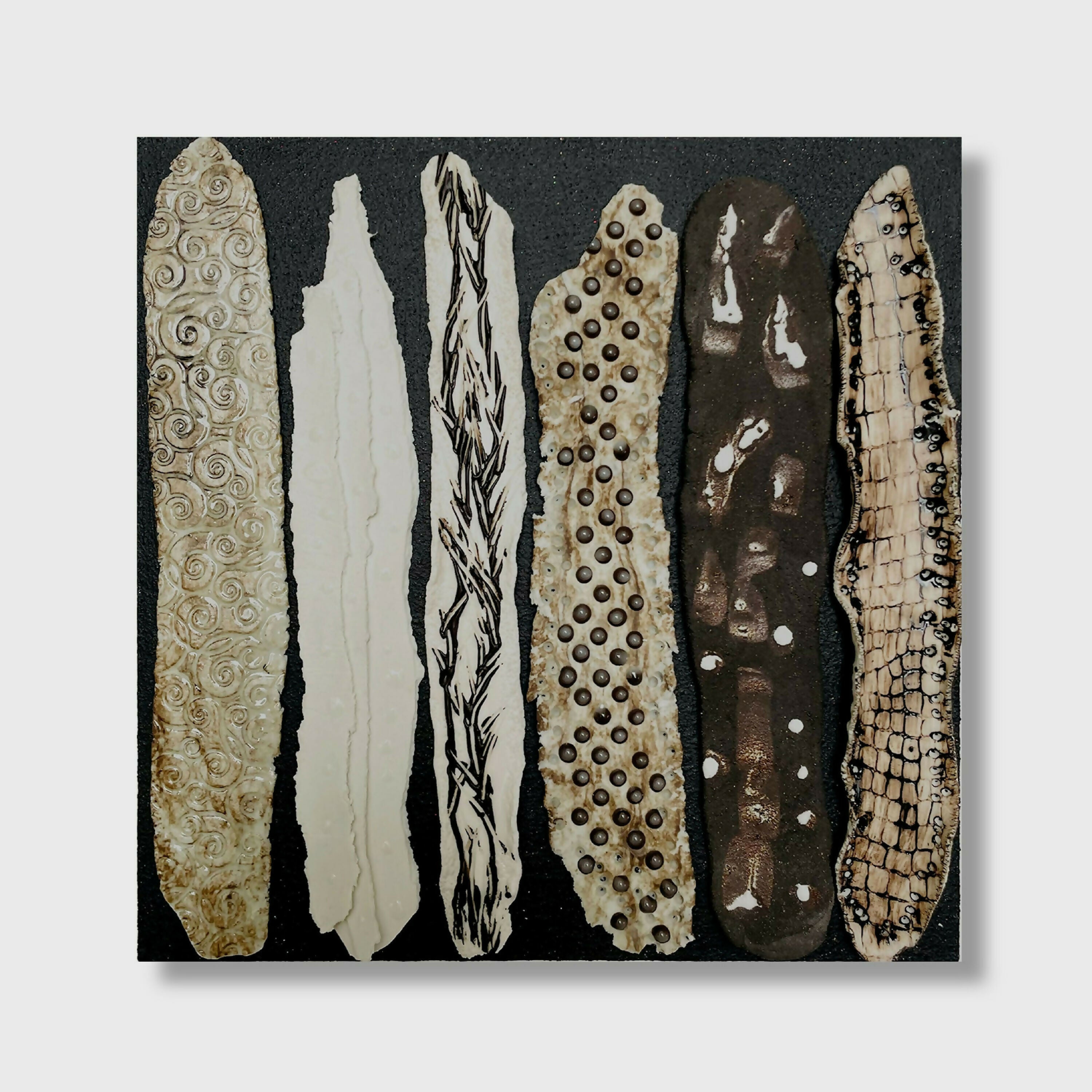 awkDXXjslh | EMPREINTES Paris