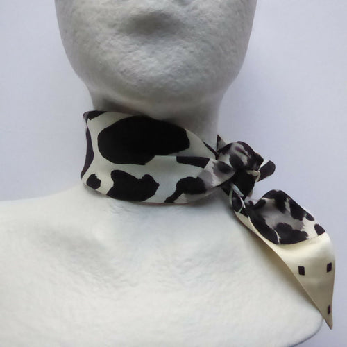 Foulard pointe soie- Ethno chic noir blanc | EMPREINTES Paris - EMPREINTES Paris