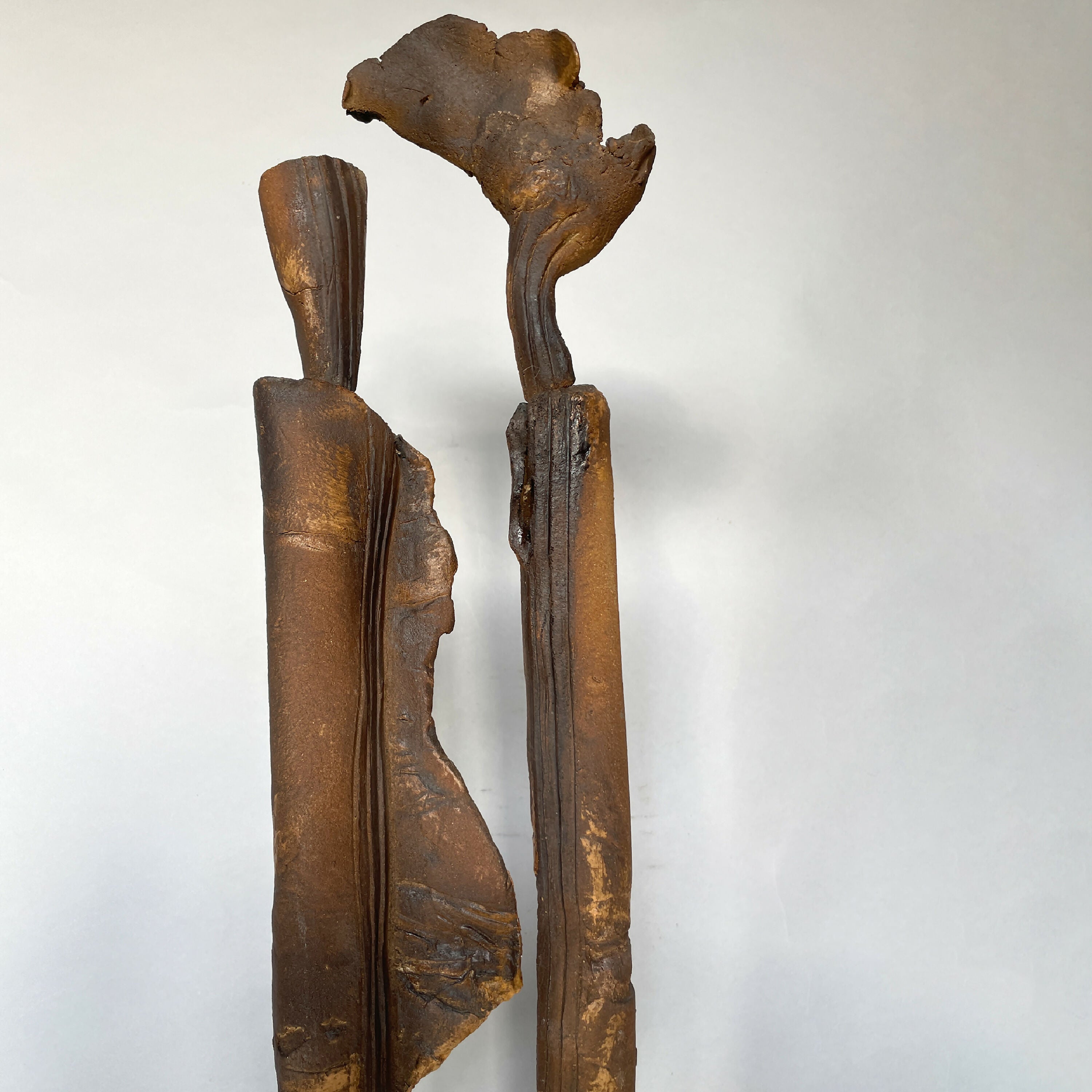 sculpture_dyade_en_gres_brun_ocre_marie_madeleine_vitrolles copie | EMPREINTES Paris