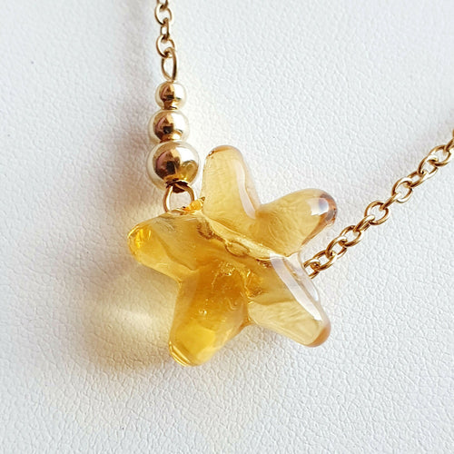 Collier petite étoile filante en verre de Murano doré | EMPREINTES Paris - EMPREINTES Paris