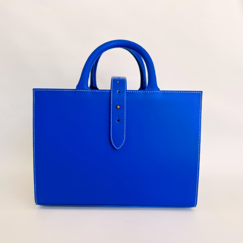 porte_revues_en_cuir_bleu_mediterranee_midipy copie | EMPREINTES Paris - EMPREINTES Paris