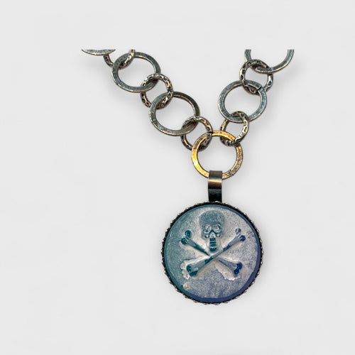 Collier tête de mort bleu turquoise | EMPREINTES Paris - EMPREINTES Paris