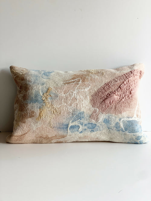 coussin_rectangulaire_en_laine_collection_ecume_accords_feutres copie | EMPREINTES Paris - EMPREINTES Paris