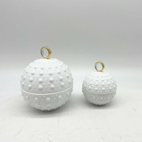 bonbonniere_boule_picots_avec_anneau_en_or_petit_modele_porcelaine_de_limoges_la_seynie copie | EMPREINTES Paris - EMPREINTES Paris