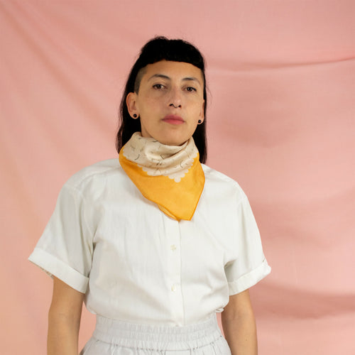 bandana_de_soie_la_coilloite_beige_jaune_orange_prelude_dans_la_pampa copie | EMPREINTES Paris - EMPREINTES Paris