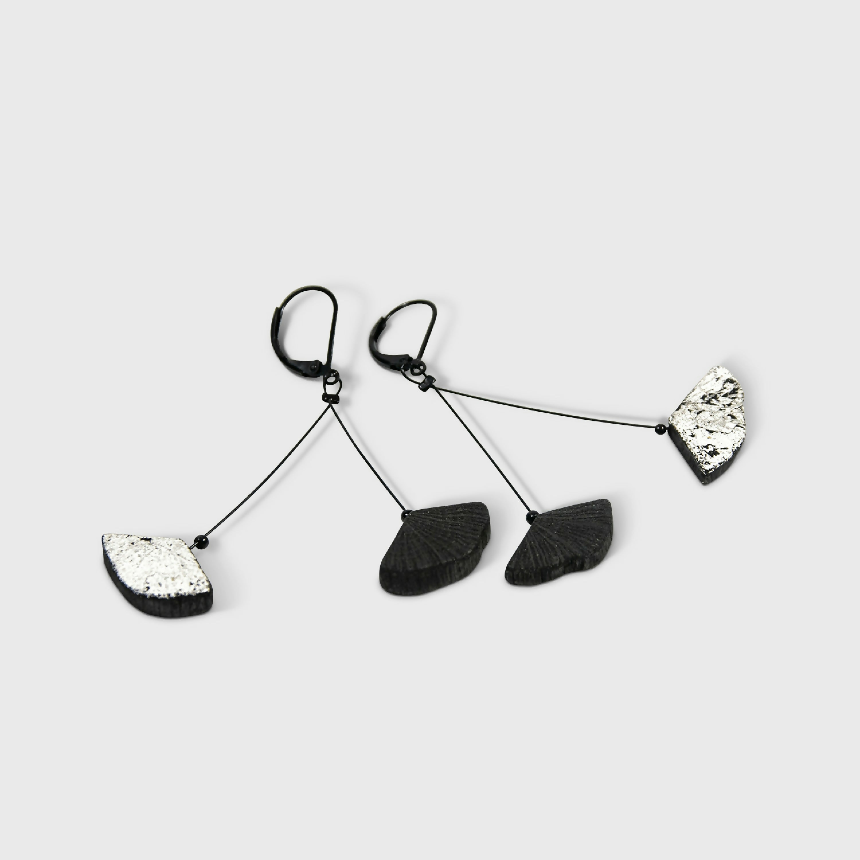 Boucles d’oreilles KURO-FULI-PALLA-TENCHI-GINKO | EMPREINTES Paris