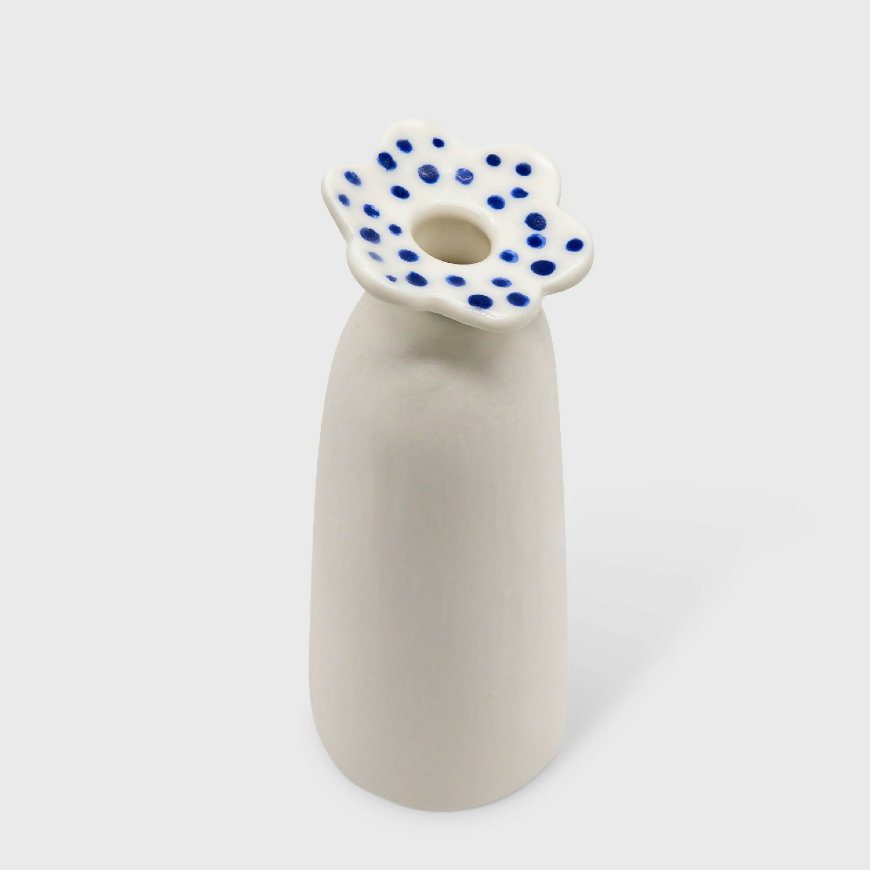 soliflore_fleur_a_points_bleus_sylvie_godart | EMPREINTES Paris