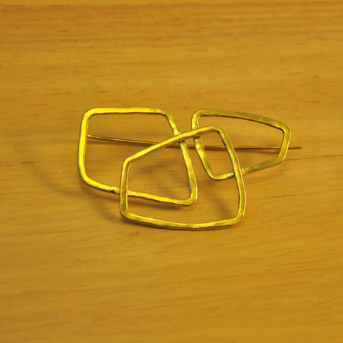 broche_anneaux_marteles_entrelaces_koeda copie | EMPREINTES Paris - EMPREINTES Paris