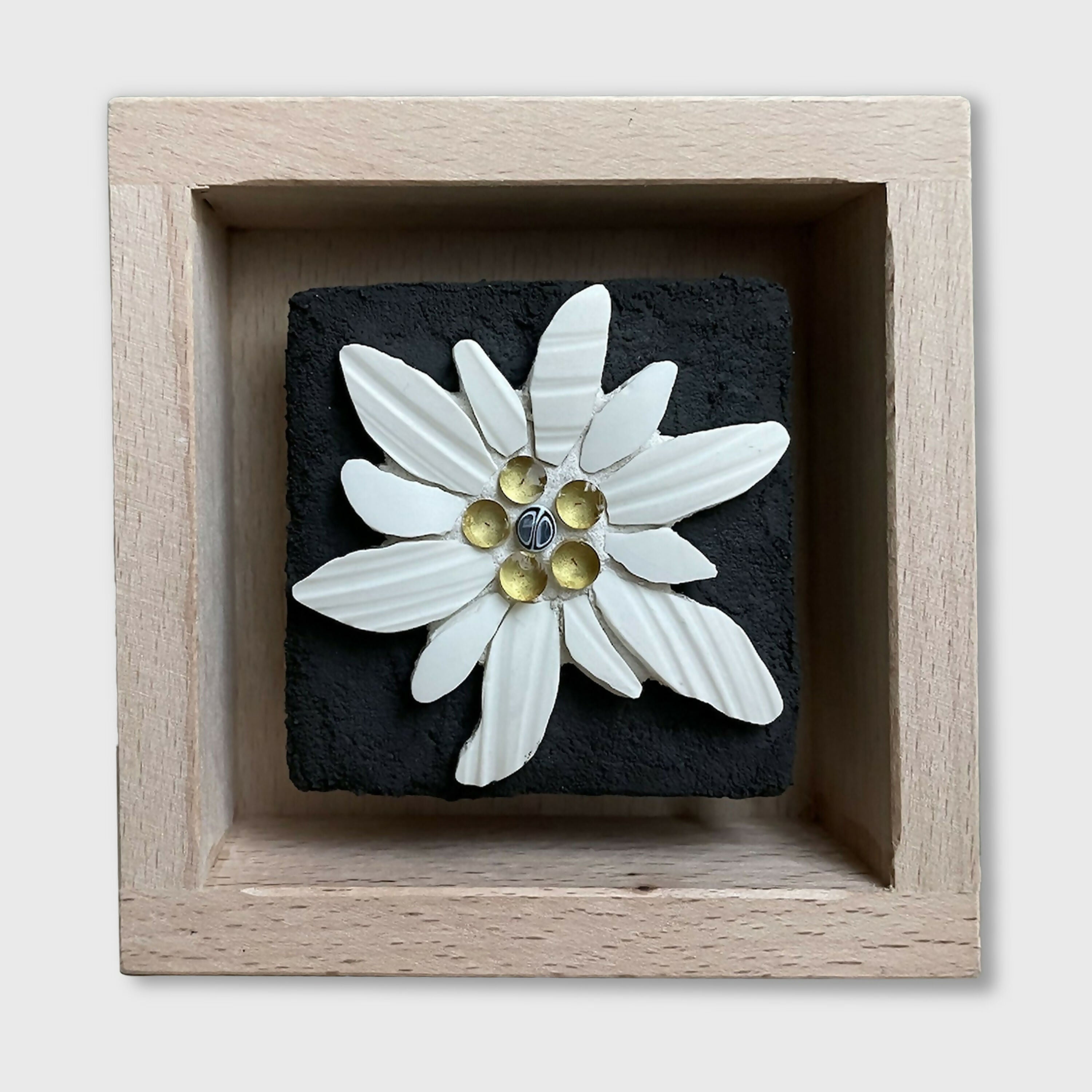 tableau_en_mosaique_edelweiss_iii_musea_mosaique copie | EMPREINTES Paris