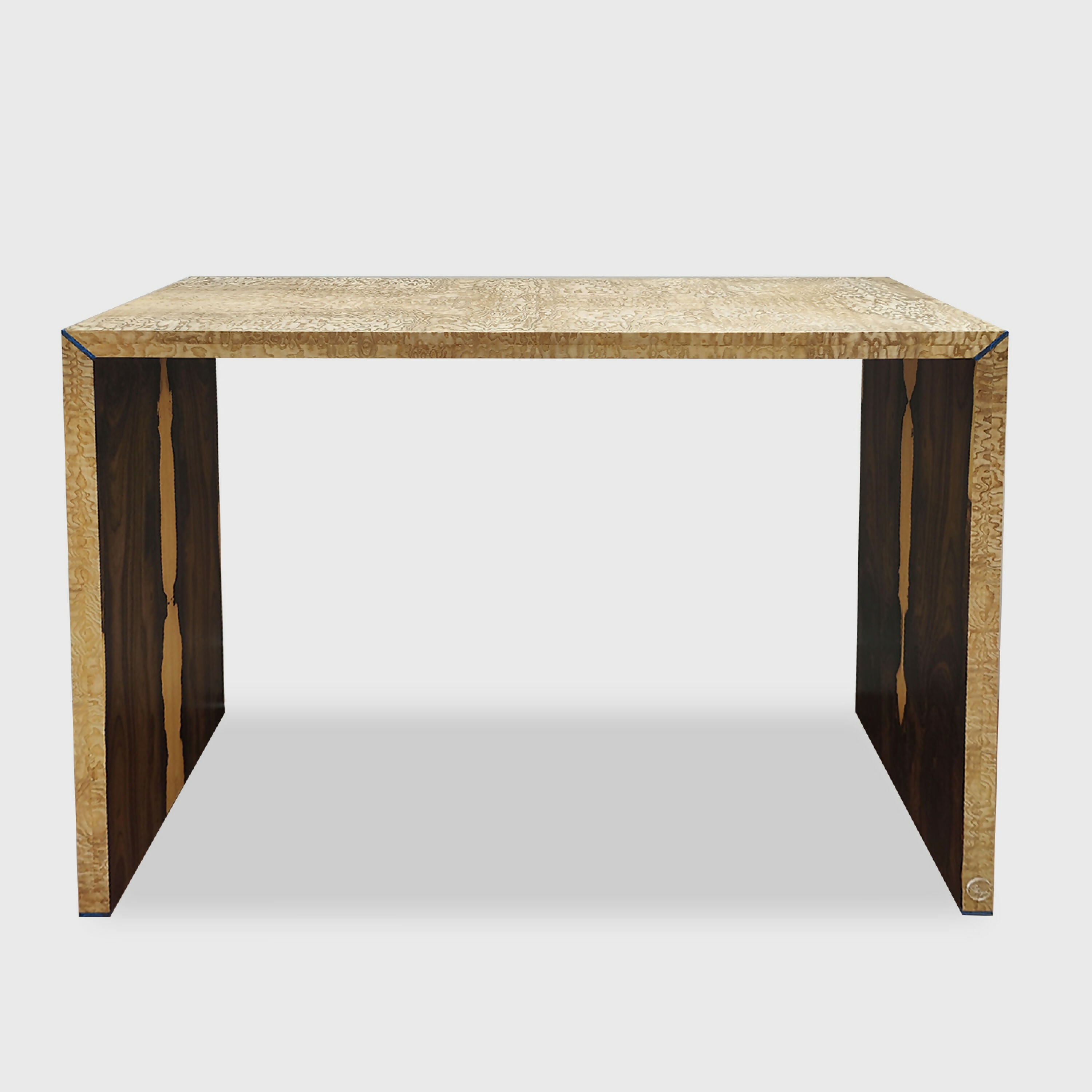 console_tamo_labo_voluptas copie | EMPREINTES Paris