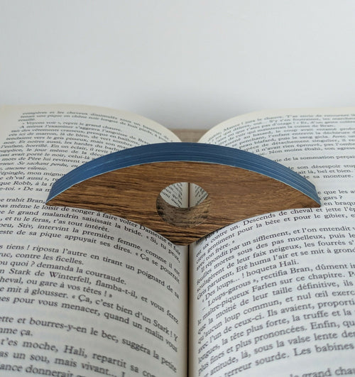 Bague de lecture avec Marqueterie de Paille Bleue Roi | EMPREINTES Paris - EMPREINTES Paris