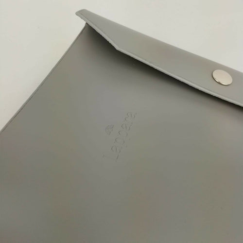 protege_cahier_en_cuir_fermeture_aimantee_3_coloris_au_choix_lappara copie | EMPREINTES Paris - EMPREINTES Paris