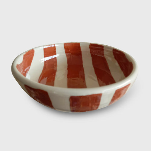 assiette_creuse_rayures_rouges_georgie_blin_ceramiste copie | EMPREINTES Paris - EMPREINTES Paris