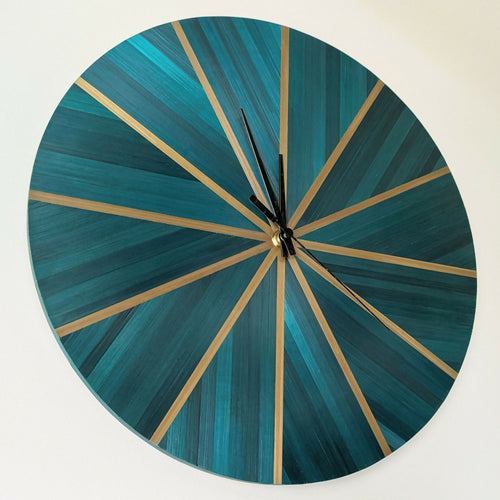 horloge_murale_ronde_avec_marqueterie_de_paille_verte_bleutee_et_dore_jerome_ebenisterie copie | EMPREINTES Paris - EMPREINTES Paris