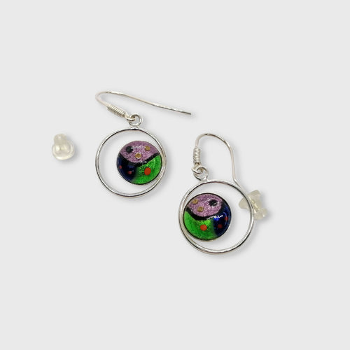Boucles d'oreilles en émail sur feuille d'argent bleu, vert, mauve | EMPREINTES Paris - EMPREINTES Paris