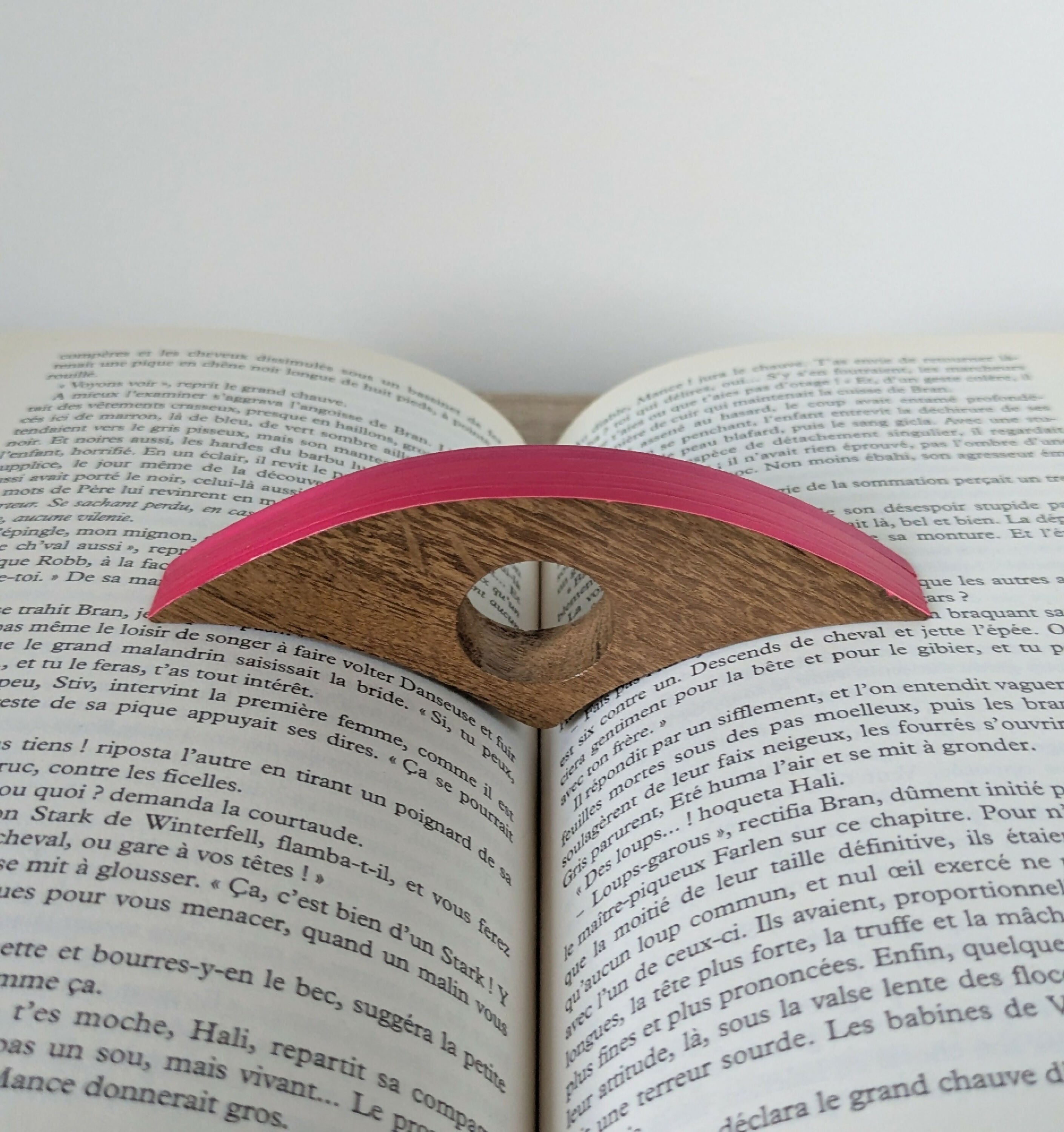 Bague de lecture avec Marqueterie de Paille Rose | EMPREINTES Paris