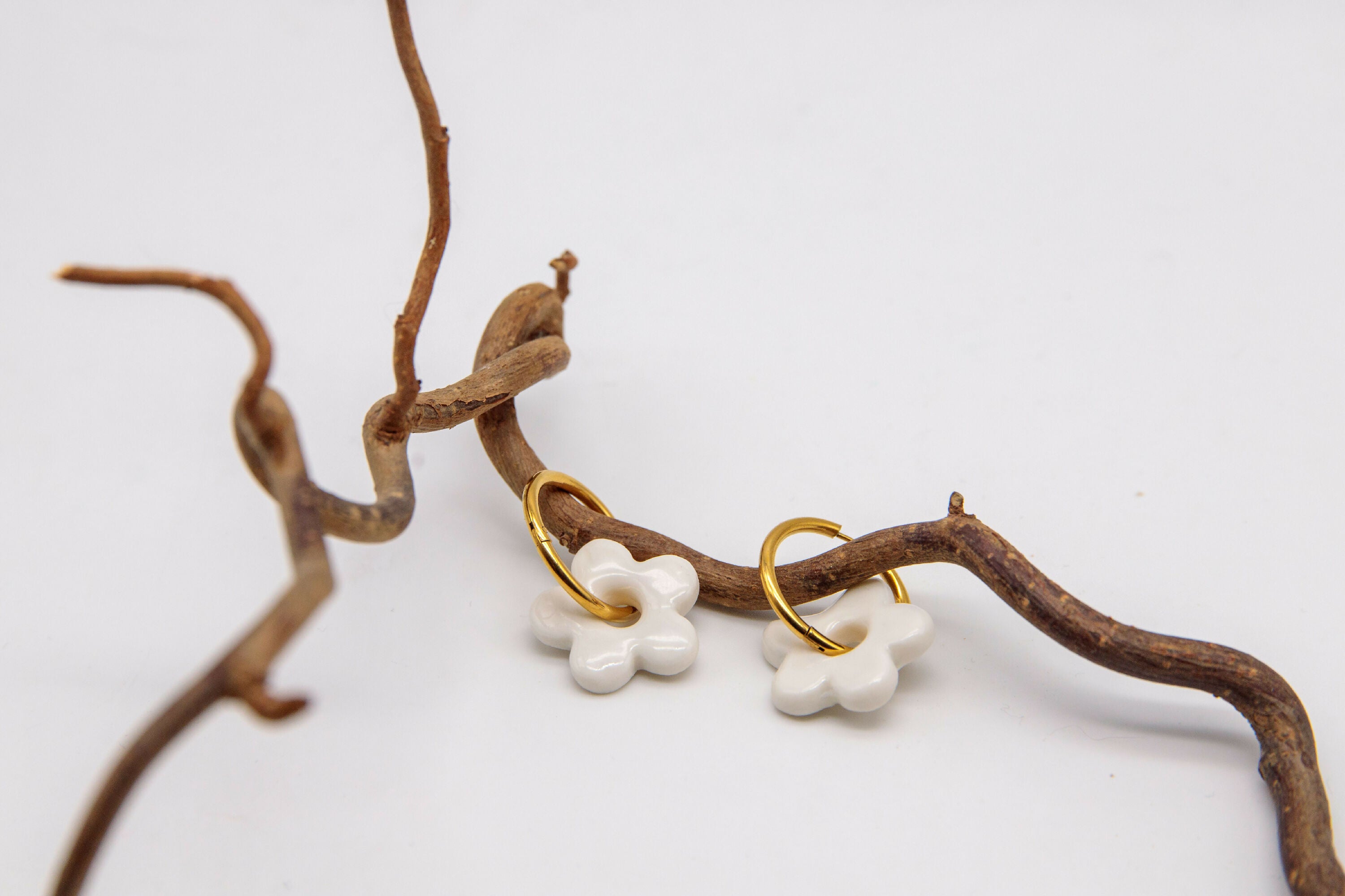 boucles_doreilles_fleur_sylvie_godart copie | EMPREINTES Paris