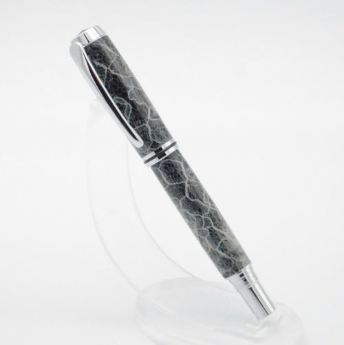 stylo_plume_en_dentelle_de_calais_caudry_i007_benjamin_pamart copie | EMPREINTES Paris - EMPREINTES Paris