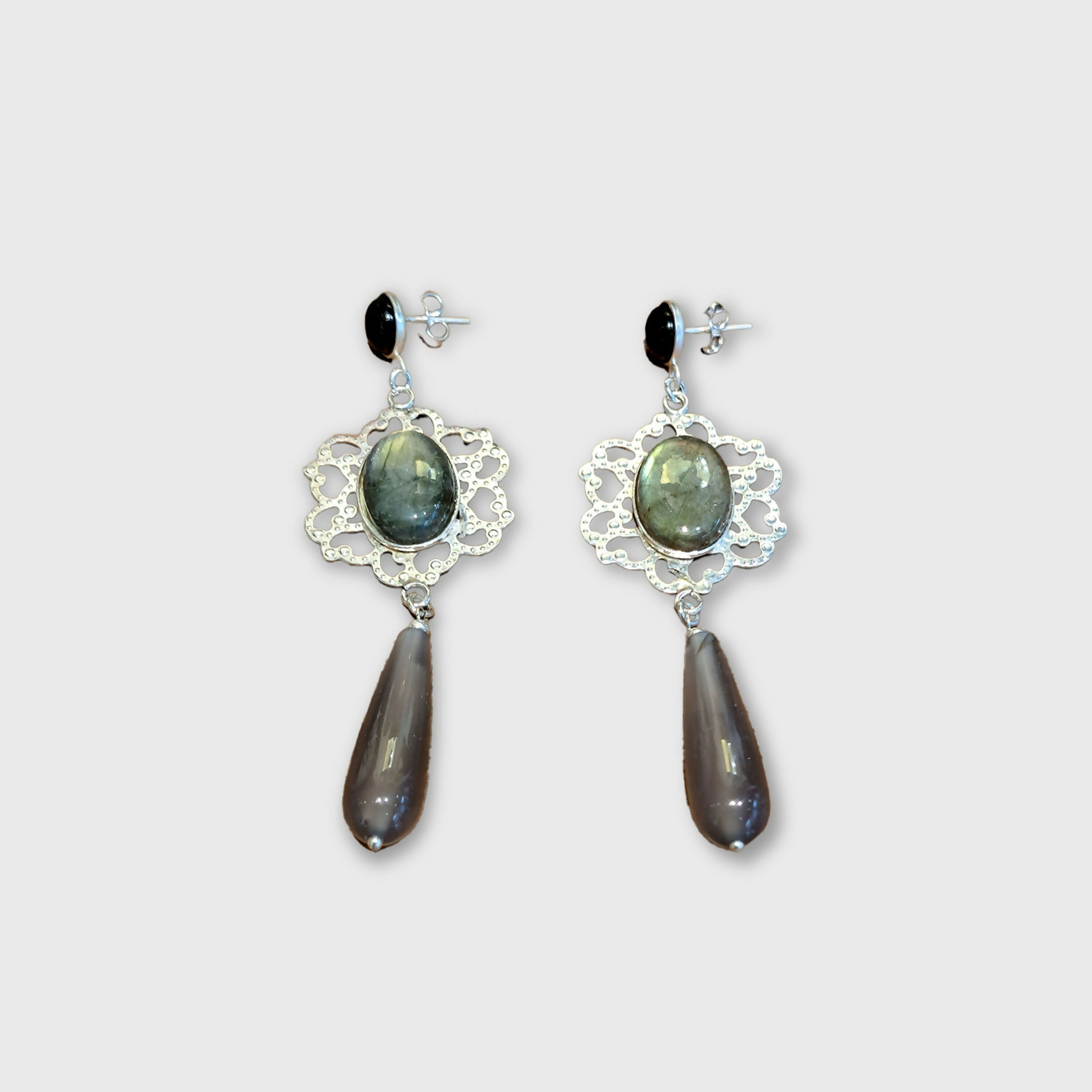 boucles_doreilles_en_argent_labradorite_et_agate_grise_thierry_dhaine copie | EMPREINTES Paris