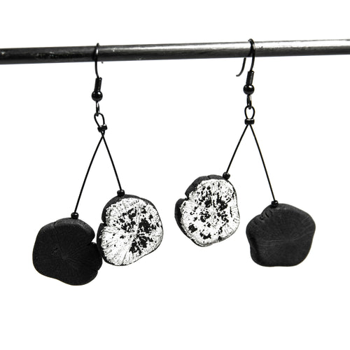 boucles_doreilles_kuro_fuli_palla_tenchi_charcoal_eskimeit copie | EMPREINTES Paris - EMPREINTES Paris