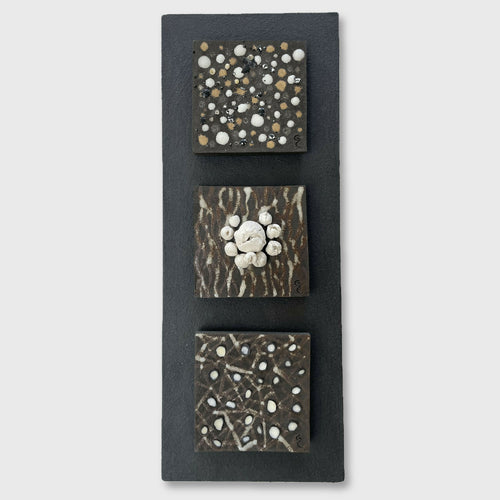 Bas relief tableau grès noir et porcelaine collection triptyque 7 - grassi copie | EMPREINTES Paris - EMPREINTES Paris