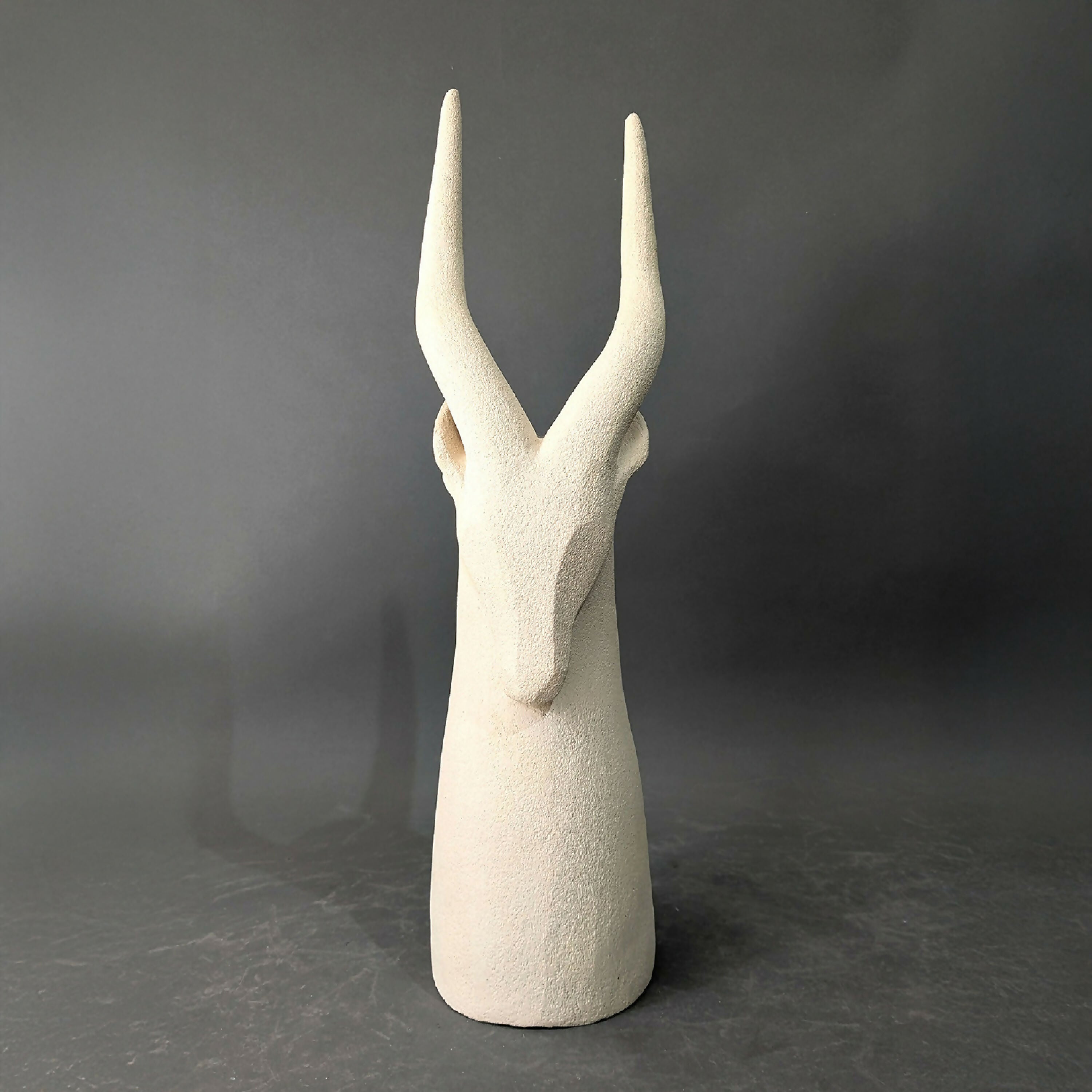Sculpture Tête Gazelle Beige Clair | EMPREINTES Paris