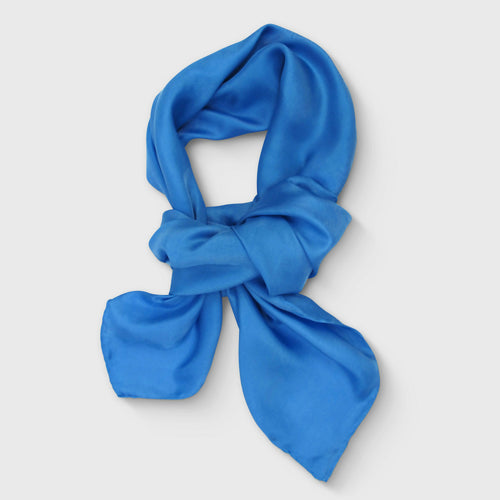 Carré 90 uni twill de soie bleu | EMPREINTES Paris - EMPREINTES Paris