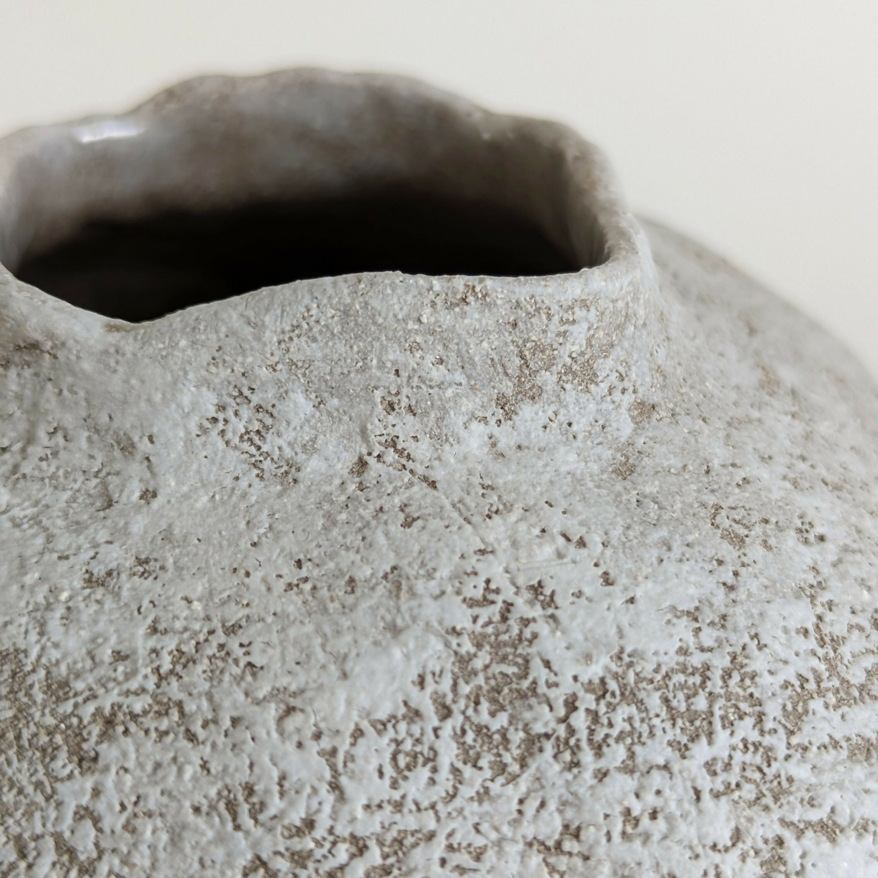 vase_carre_delphine_dugue_atelier_matmae_ceramique copie | EMPREINTES Paris