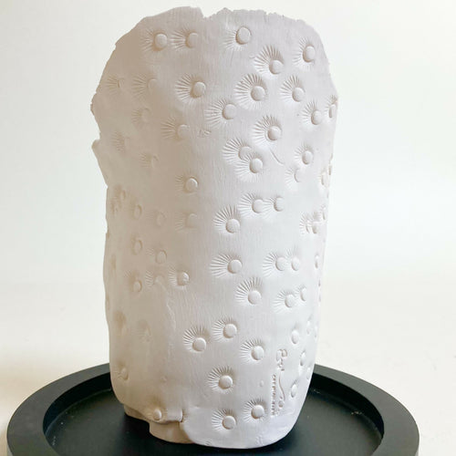 sculpture_enfant_aux_fleurs_serge_nicole_porcelaine copie | EMPREINTES Paris - EMPREINTES Paris