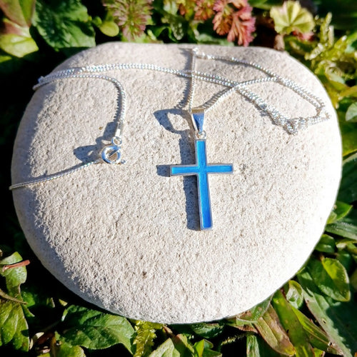 collier_croix_en_email_champleve_sur_argent_les_emaux_arediens_lemail_grand_feu_de_limoges copie | EMPREINTES Paris - EMPREINTES Paris