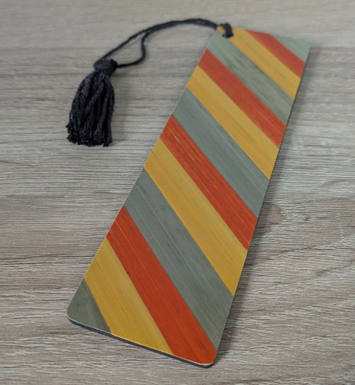 Marque-pages avec marqueterie de paille Vert cuivre kaki et jaune orange kaki | EMPREINTES Paris - EMPREINTES Paris