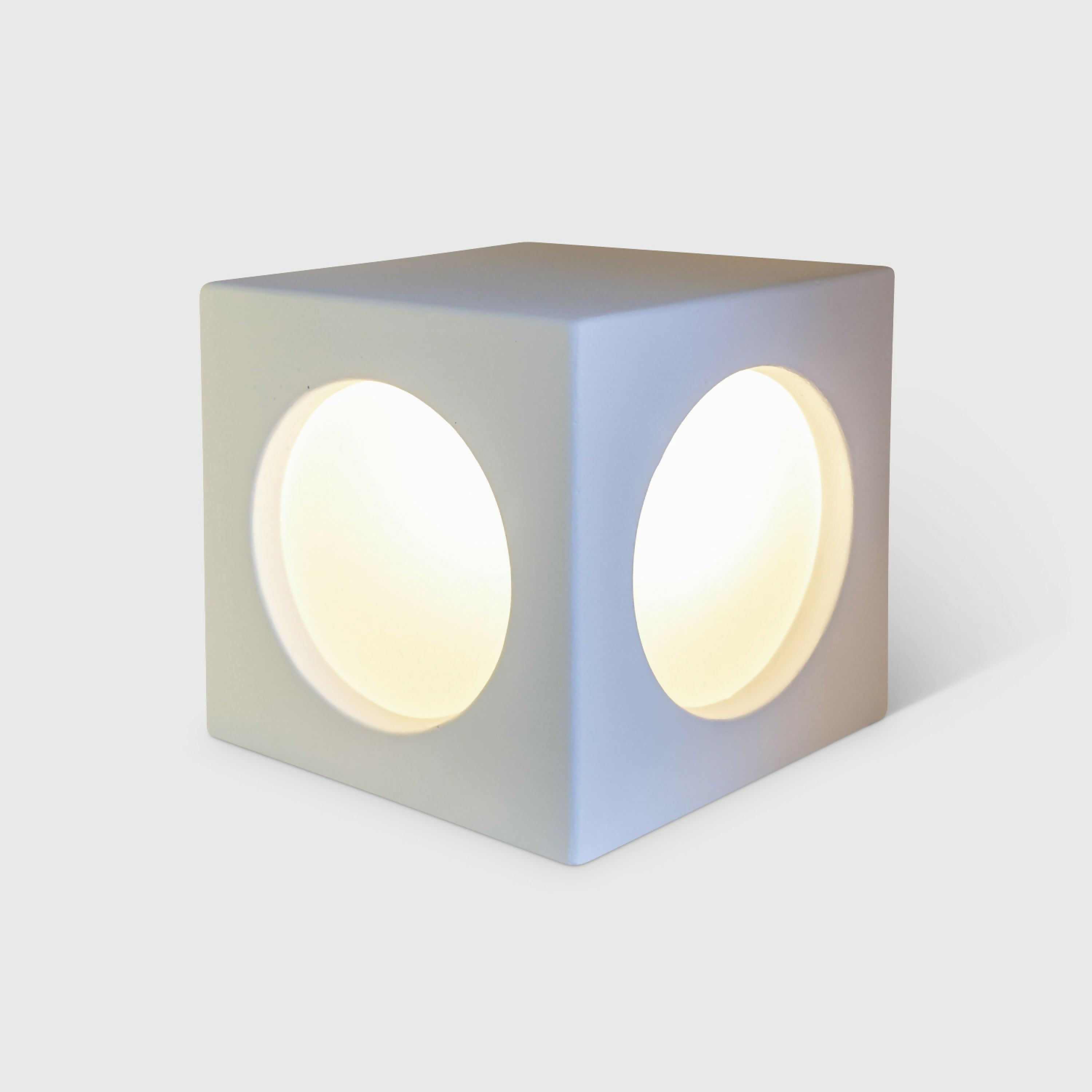 Lampe à poser en plâtre moulé - Cardino | EMPREINTES Paris