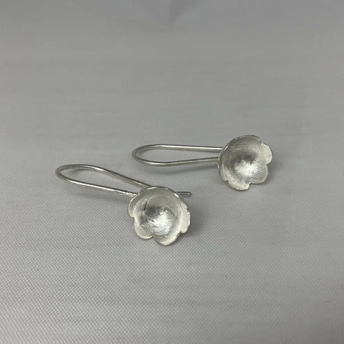 boucles_doreilles_fleurs_en_argent_massif_martele_artyssia copie | EMPREINTES Paris - EMPREINTES Paris