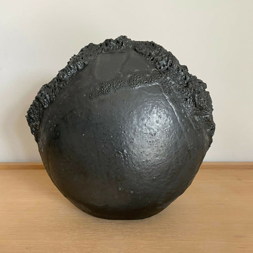 Pot -sculpture Lava Iceland 2 | EMPREINTES Paris - EMPREINTES Paris