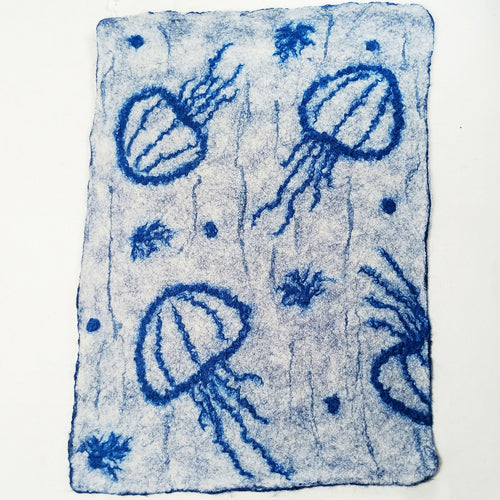 petit_tapis_en_feutre_de_laine_decor_meduses_atelier_lanzetta copie | EMPREINTES Paris - EMPREINTES Paris