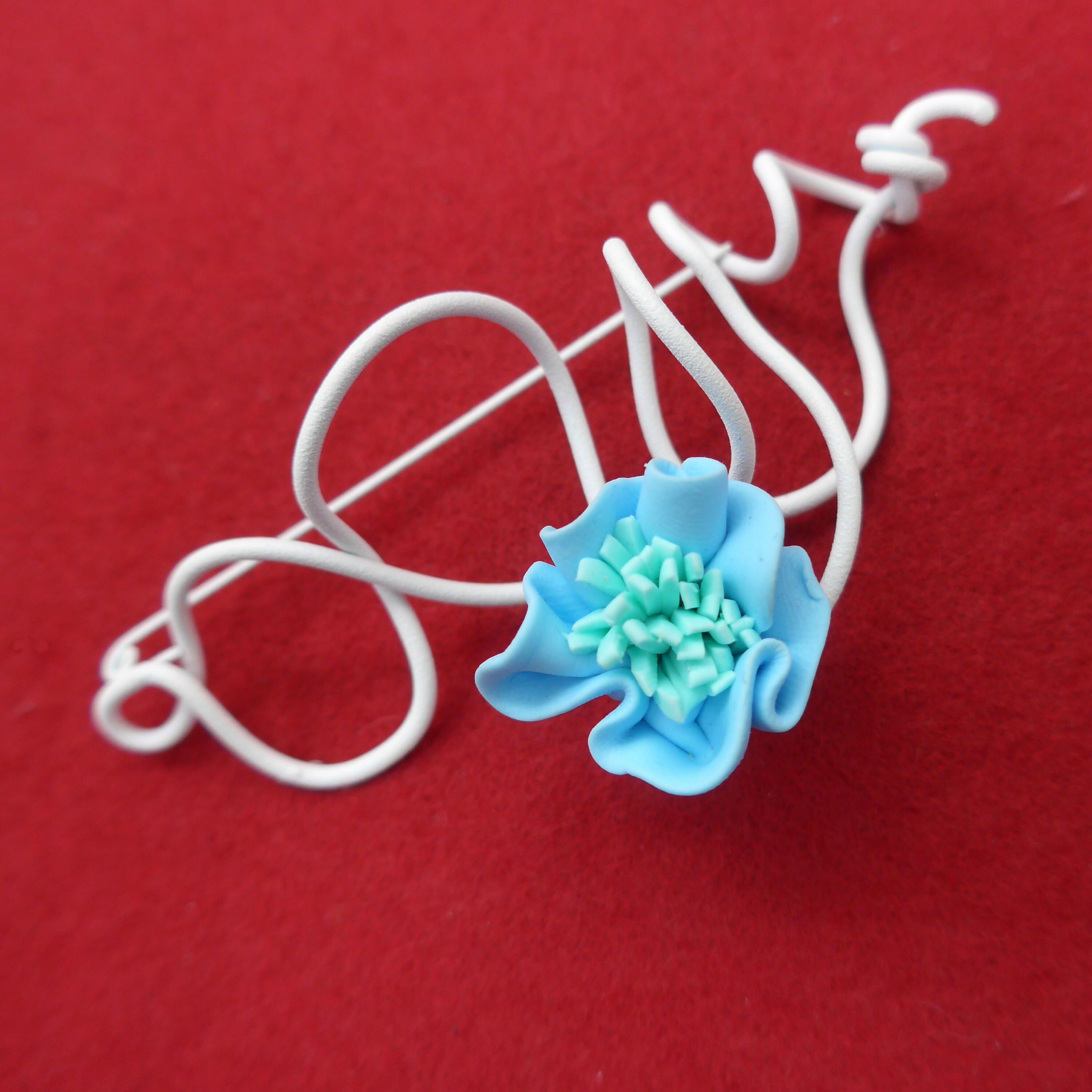 broche_fiori_bleu_stefano_poletti_bijoux copie | EMPREINTES Paris