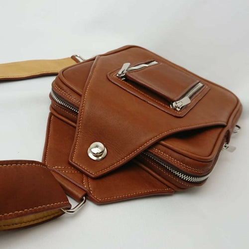 sacoche_en_cuir_hector_lappara | EMPREINTES Paris - EMPREINTES Paris