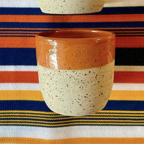 taches_de_rousseur_tasse_expresso_orange_de_la_terre_et_de_leau copie | EMPREINTES Paris - EMPREINTES Paris