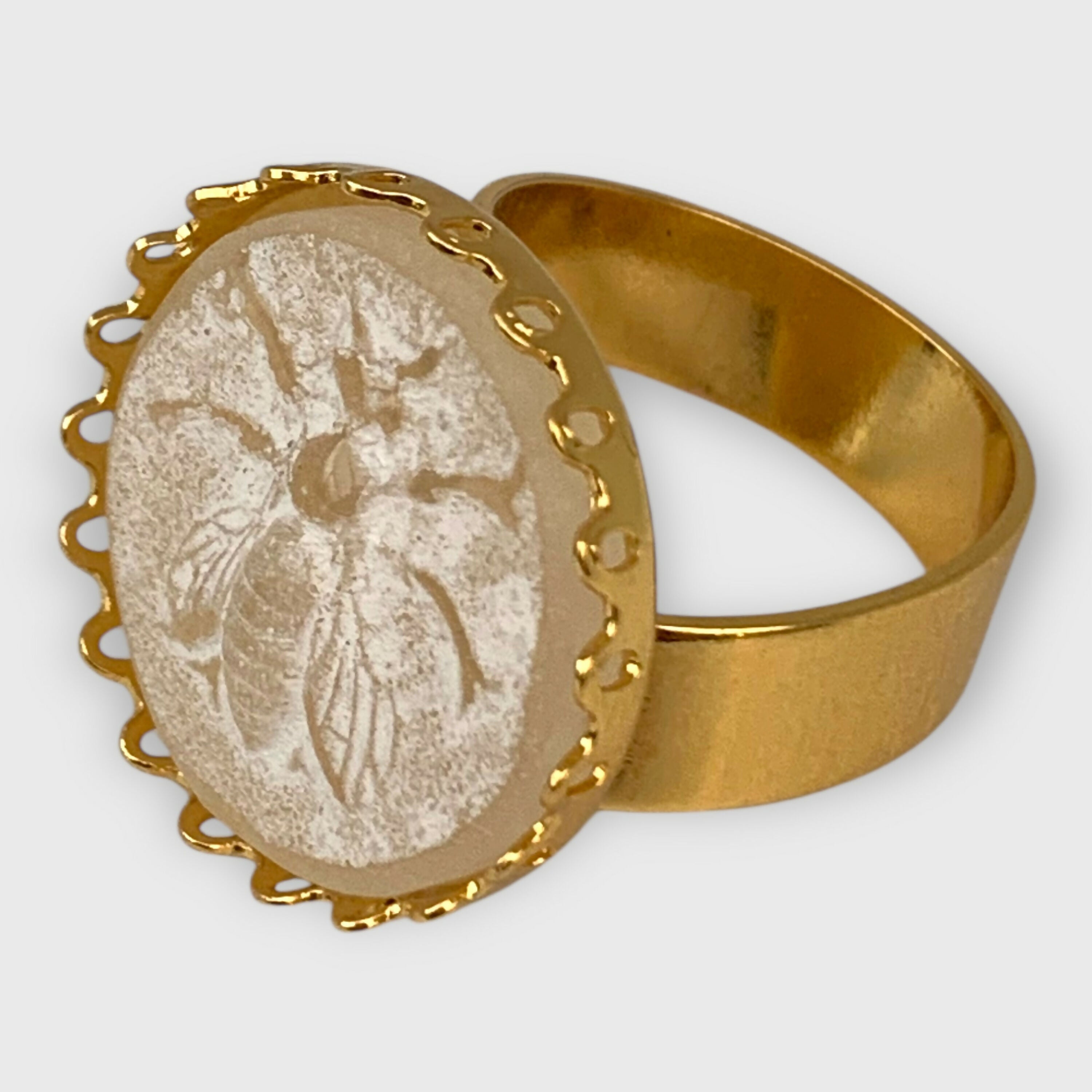 bague_moyenne_motif_abeille_blanche_fanex_france_stephane_dunoyer copie | EMPREINTES Paris