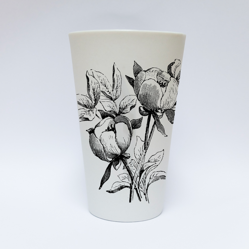 tasse_porcelaine_pivoines_atelier_christine_moquet copie | EMPREINTES Paris - EMPREINTES Paris